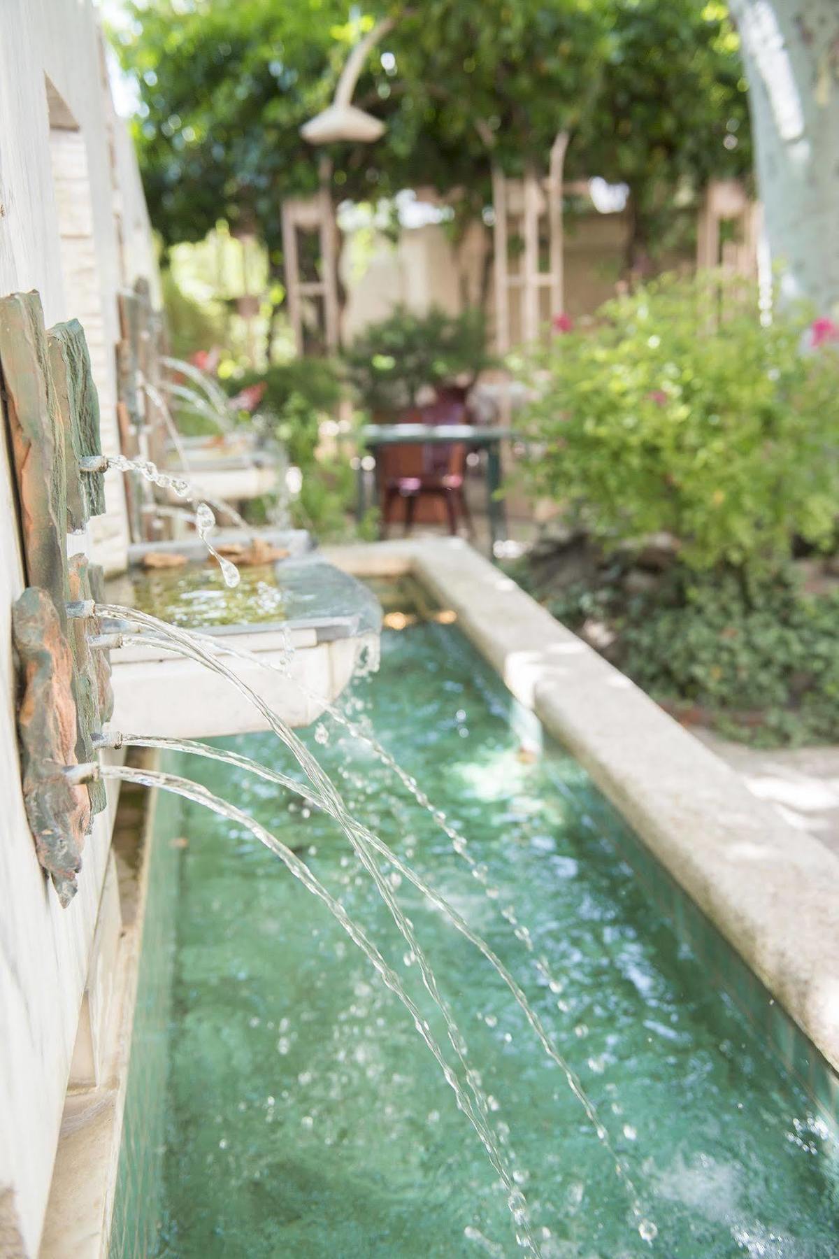 Hotel Le Grand Paris Digne-les-Bains Exterior foto